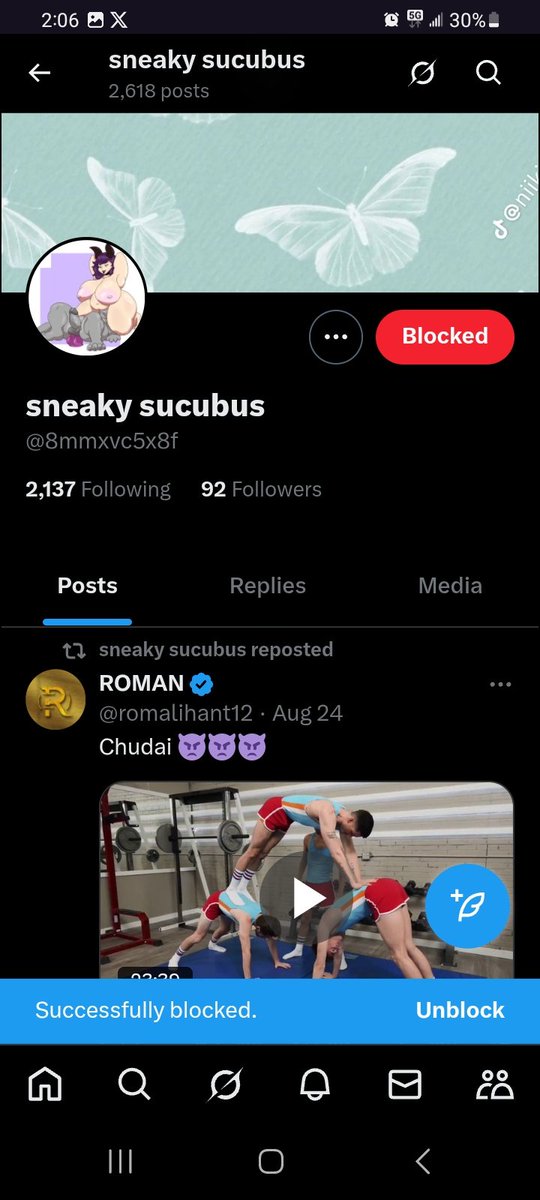 CorgiLighting__'s tweet image. Report and block this person she went at me and got all pissed at me saying I was being rude I wasn&apos;t being rude she was to me all i said my name is Lil Lighting not dude and that im ignoring her leaving her on seen when I was busy and she demanded me to answer her stupid jerk