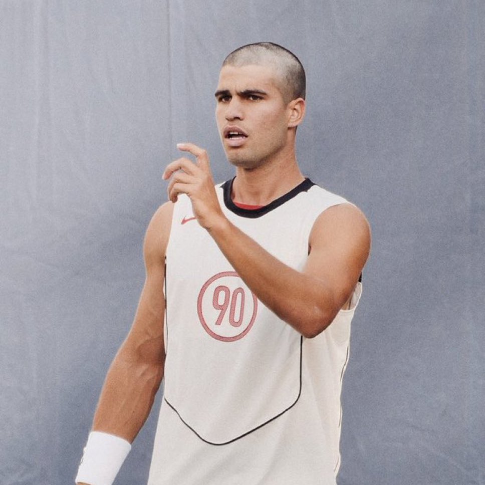 Univers Tennis ๐พ (@universtennis) on Twitter photo MISE ร JOUR POUR CARLOS ALCARAZ ๐โ๏ธ
Vous validez ? ๐ญ MISE ร JOUR POUR CARLOS ALCARAZ ๐โ๏ธ
Vous validez ? ๐ญ