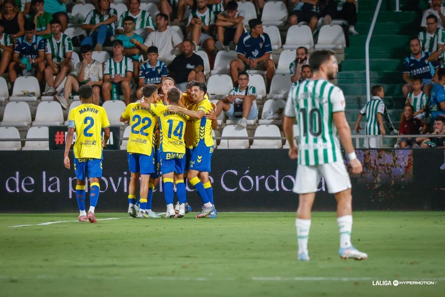 🅵🅸🅽🅰🅻
#CórdobaLasPalmas 1️⃣-3️⃣

Decepcionante estreno del #CórdobaCF en El Arcángel. Mucho que trabajar aún. 

⚽ Lukovic (20')
⚽ Ale García (59') 
⚽ E. Clemente (83')
⚽ Adri Fuentes (89')

#futmasc #LaLigaHypermotion #CCFlive