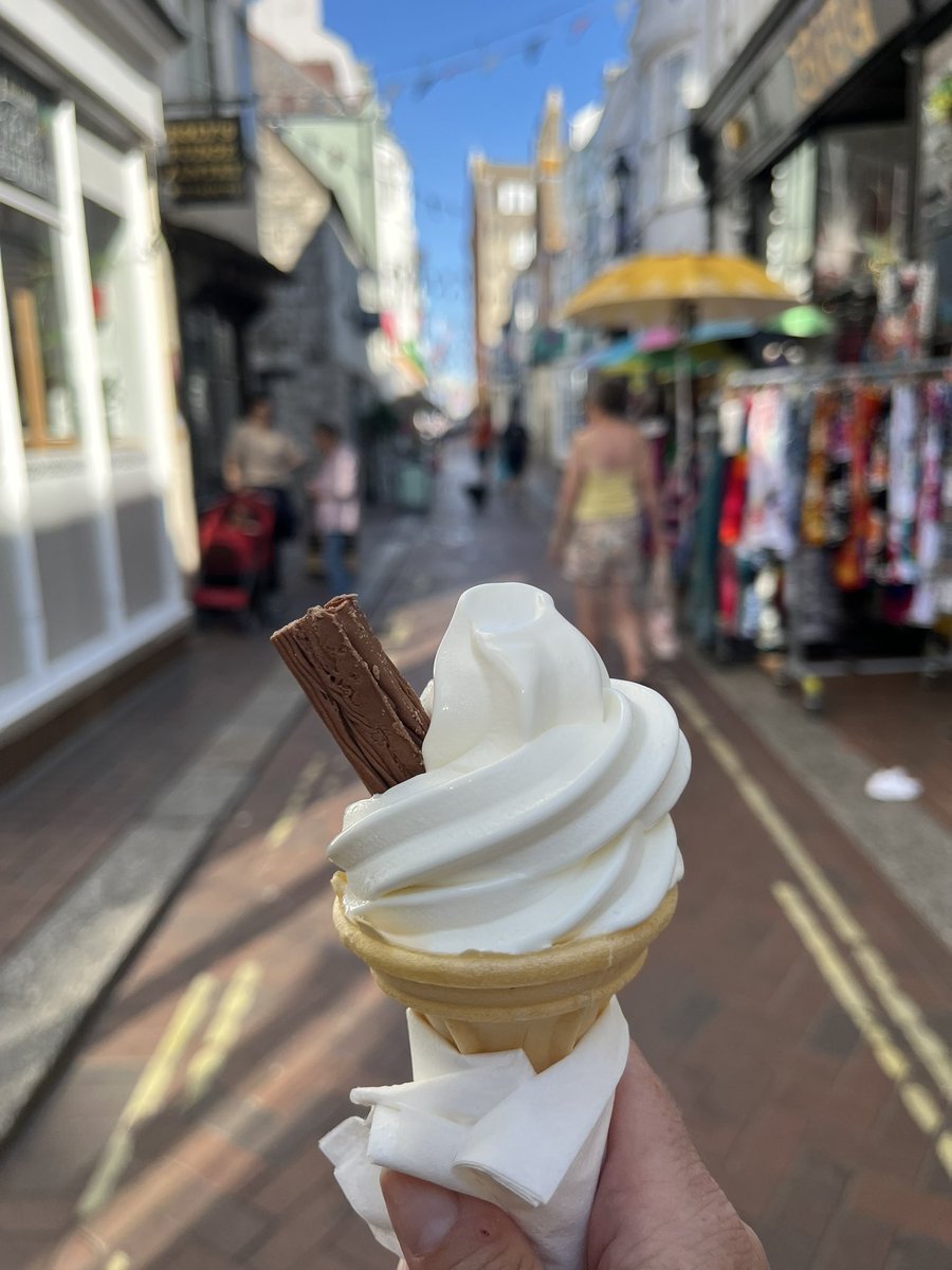 Such a lovely day out today. Fireworks weren’t until 9.30 so we decided to give them a miss and come home to do fun things like put clean bedding on and get the recycling ready - such drudgery! 😂

I have to say Weymouth feels like it is maturing and restoring family fun to the