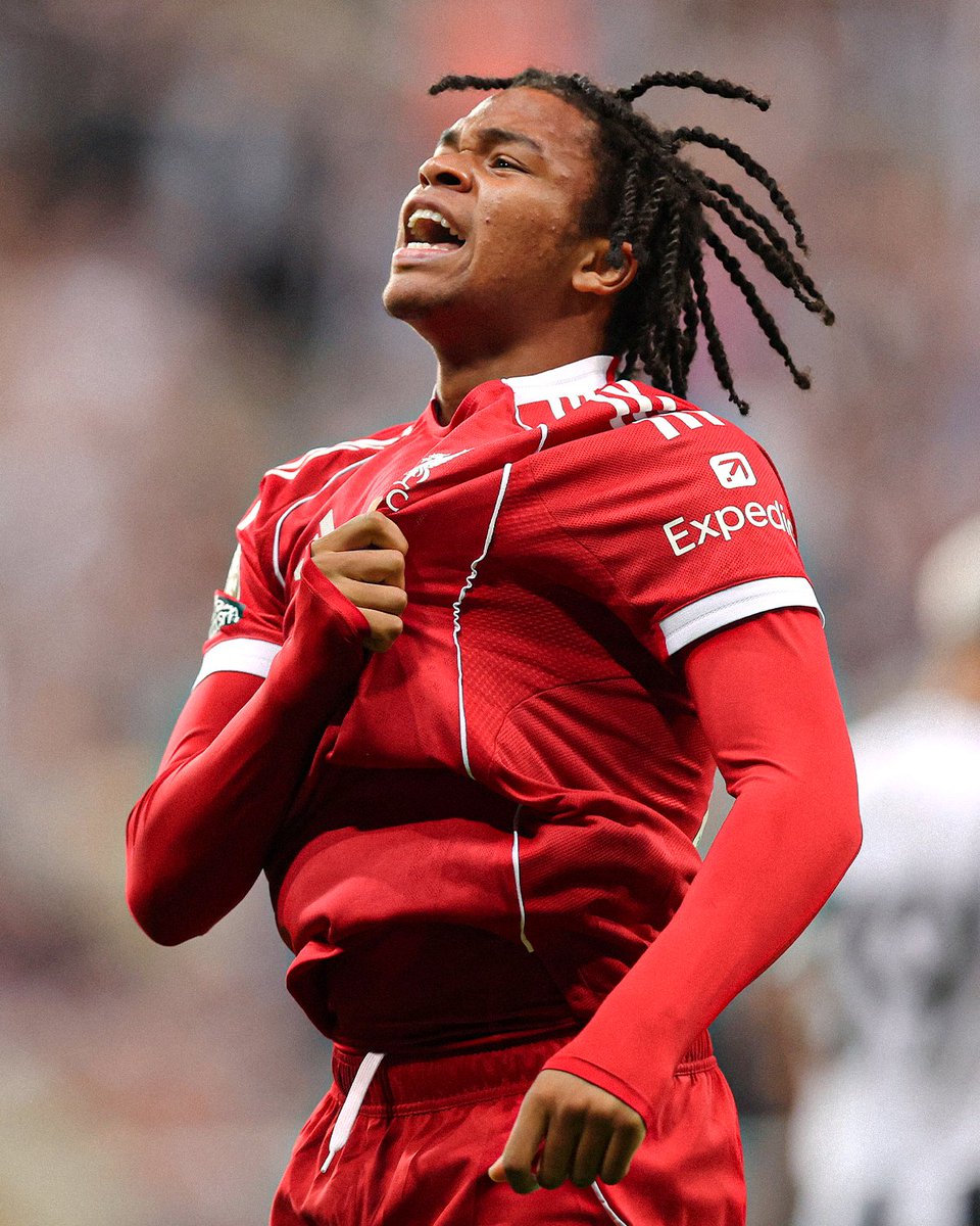 Rio Ngumoha has become the fourth youngest scorer in Premier League history:

1️⃣ James Vaughan - 16 years 270 days
2️⃣ James Milner - 16 years 356 days
3️⃣ Wayne Rooney - 16 years 360 days
4️⃣ Rio Ngumoha - 16 years 361 days

And what a way to get that goal 👏