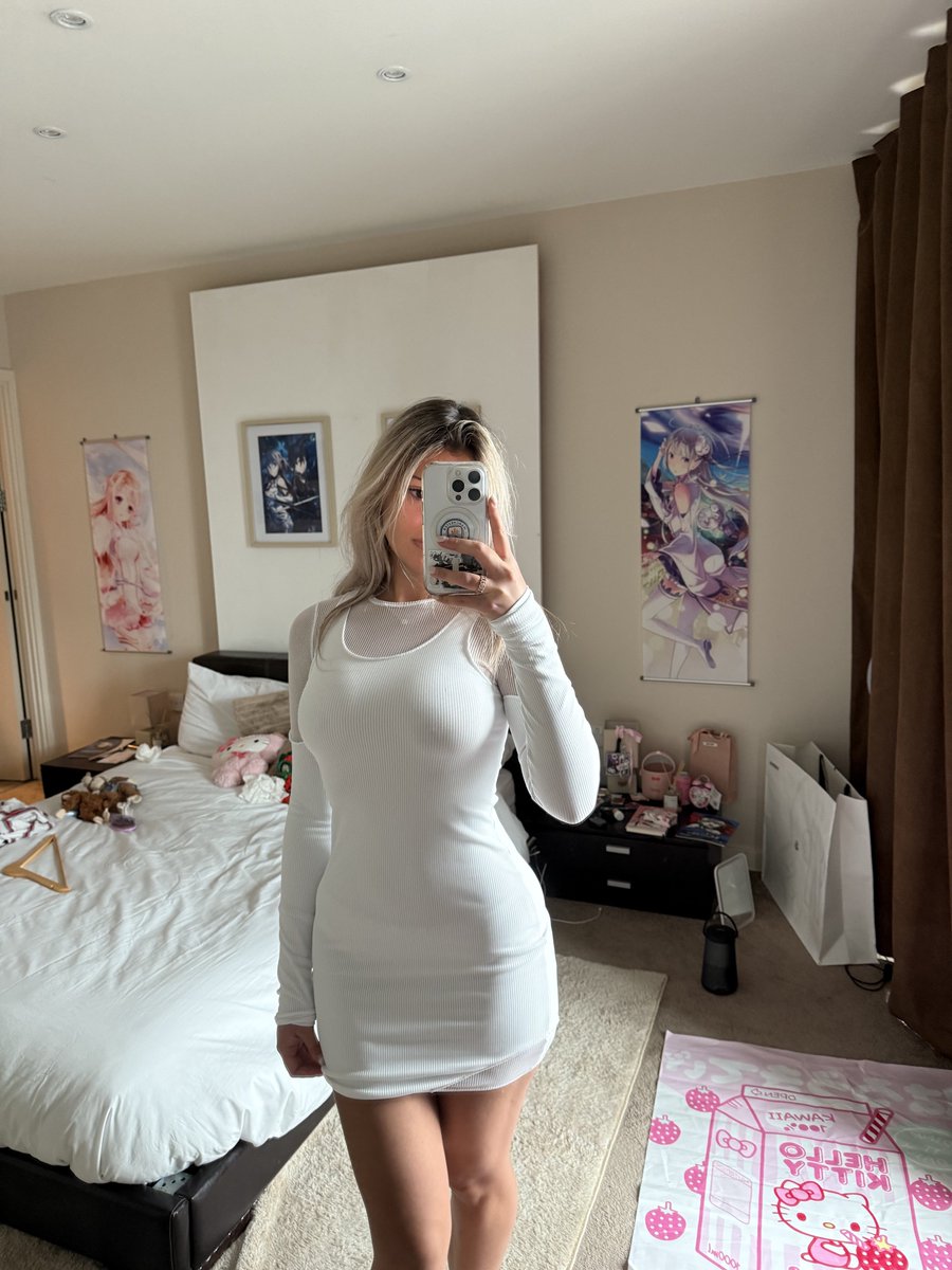 todays outfit was mid