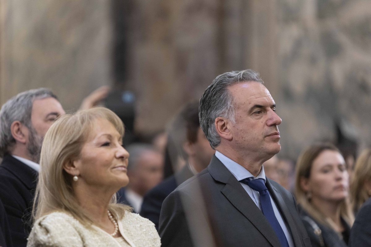 compresidencia's tweet image. 🏛️ Palacio Legislativo, símbolo de la democracia uruguaya, cumplió 100 años.

La celebración del centenario, contó con la asistencia del presidente de la República, @OrsiYamandu, parlamentarios, autoridades nacionales y departamentales.

🔗 gub.uy/presidencia/co…