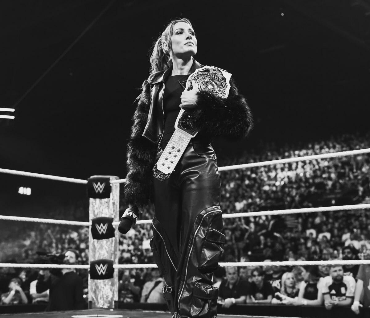 MEGASTAR! #BeckyLynch🌟🐐

The Highlight of the show #WWERaw