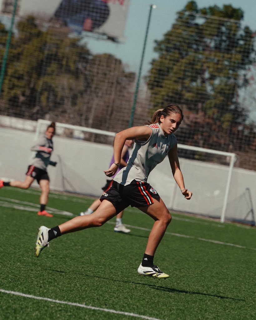 𝐏𝐚𝐧𝐜𝐡𝐚 ⚽️🪄