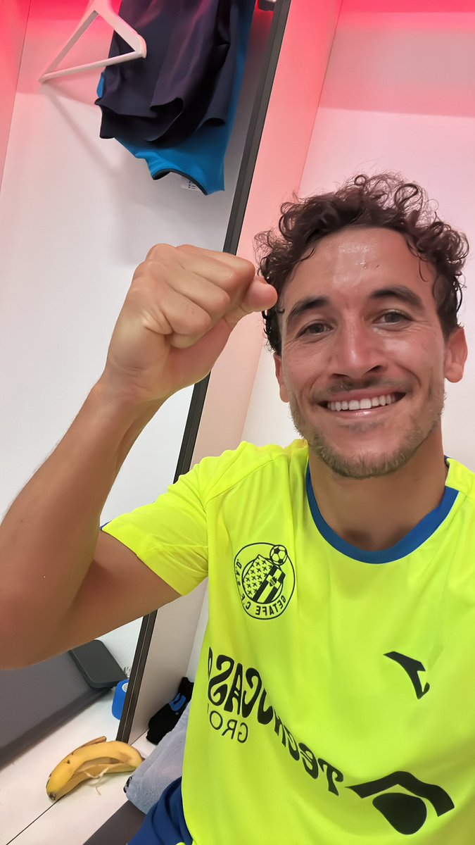 Luis Milla (@luismilla_6) on Twitter photo ¡Quiero leeros Twitter Getafe! Decirme cosas… yo no tengo palabras para describir lo de este EQUIPO ♥️ <a href="/GetafeCF/">Getafe C.F.</a> ¡Quiero leeros Twitter Getafe! Decirme cosas… yo no tengo palabras para describir lo de este EQUIPO ♥️ <a href="/GetafeCF/">Getafe C.F.</a>