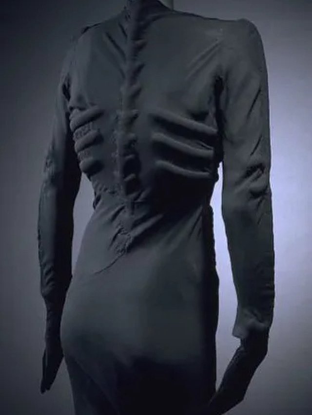 Garments that leave a lasting impression, I include this at least once in my teaching every year. It is the perfect example of the timeless &amp; unexpected. It could be McQueen but is late 1930s Schiaparelli, her shadowy skeleton dress in collaboration with Salvador Dali <a href="/V_and_A/">V&A</a>