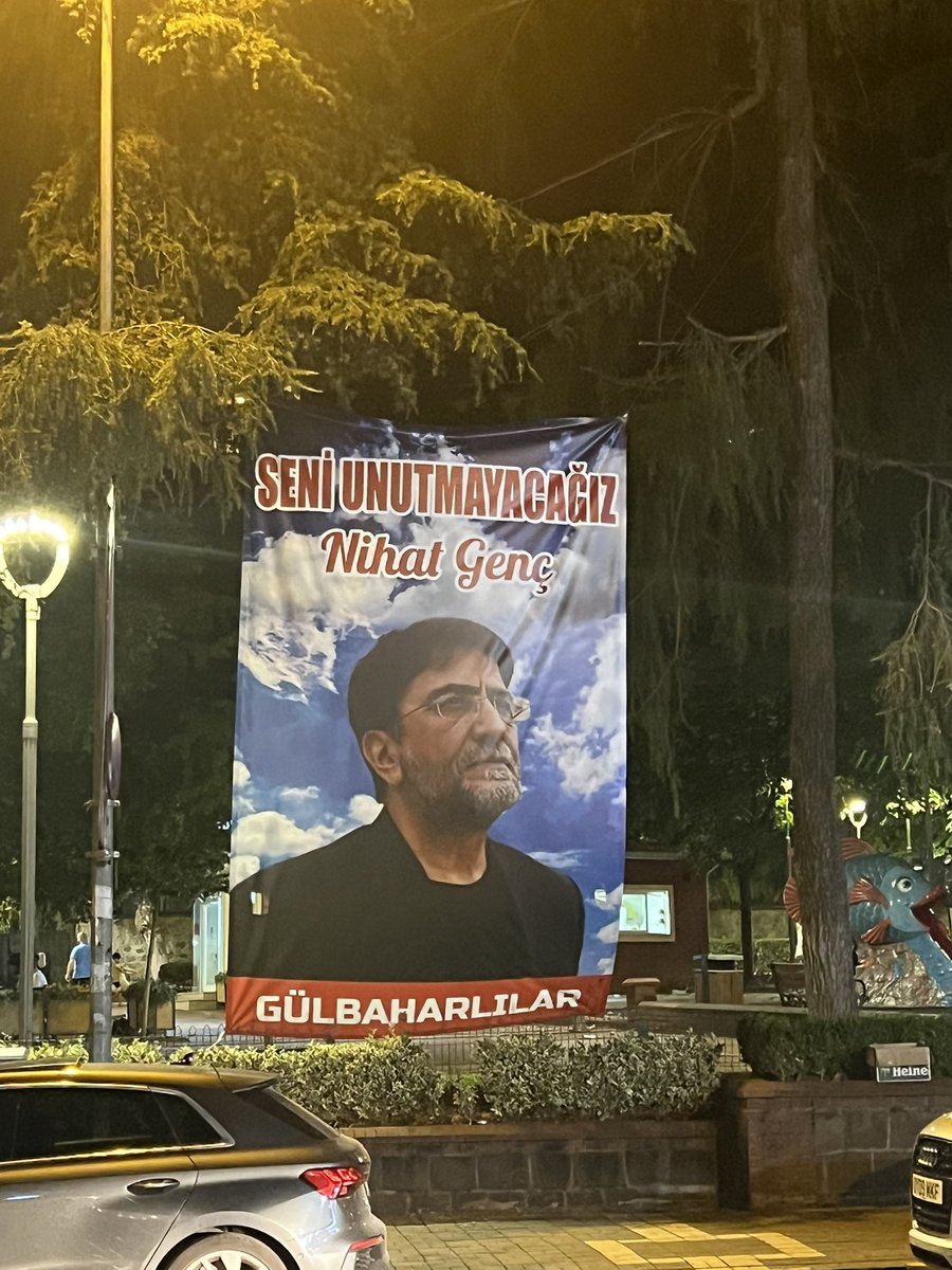 herkes susmuşken uykunun gergefinde, biz şehirle konuşuruz