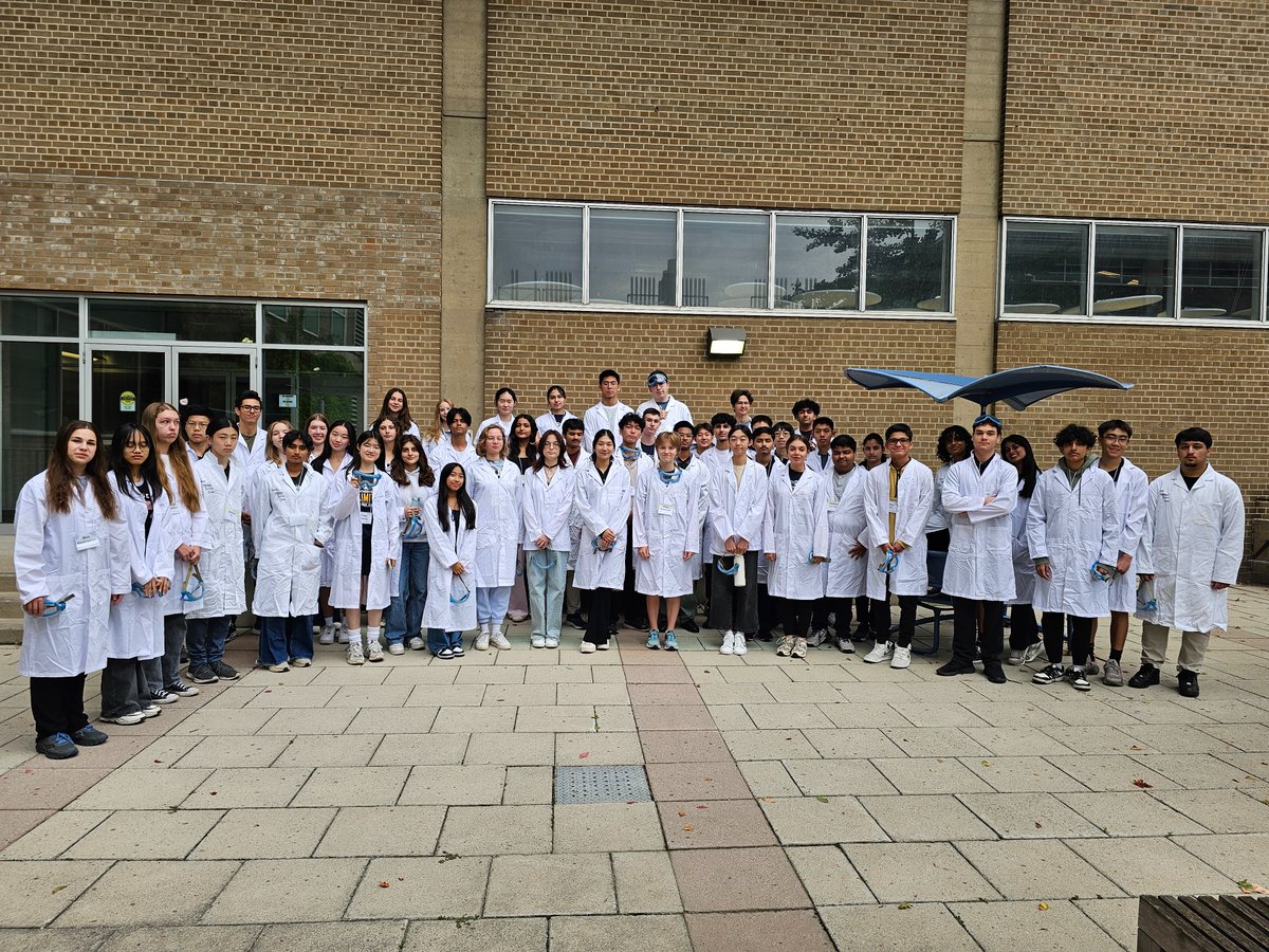U of T Physics (@uoftphysics) on Twitter photo Lots of learning at last week's Science Unlimited Summer Camp where 50 eager high school students came together to learn about science from several <a href="/UofTArtSci/">U of T Arts & Science</a> departments! 😀 Lots of learning at last week's Science Unlimited Summer Camp where 50 eager high school students came together to learn about science from several <a href="/UofTArtSci/">U of T Arts & Science</a> departments! 😀