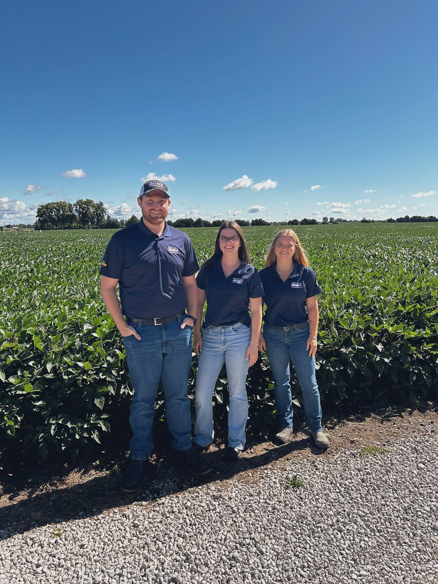 Kicking things off with the team, but it’s not quite field boots yet  for us— we’re deep into ISCC farm visits. We’re repping our #GLGTour2025 swag! Fields coming soon! 💚👏🏼
<a href="/marshallseren/">Serenity Marshall</a>