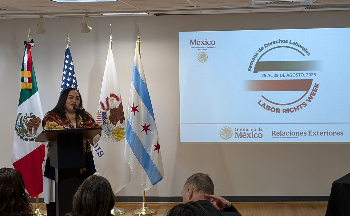 Exploramos formas de apoyar a las comunidades de trabajadoras en Illinois, mediante campañas como #ConoceTusDerechos.
¡Muchas gracias a nuestras invitadas de @ConsGtChicago @ChicagoCHR y a quienes nos acompañan en esta #SDL2025 y todos los días!