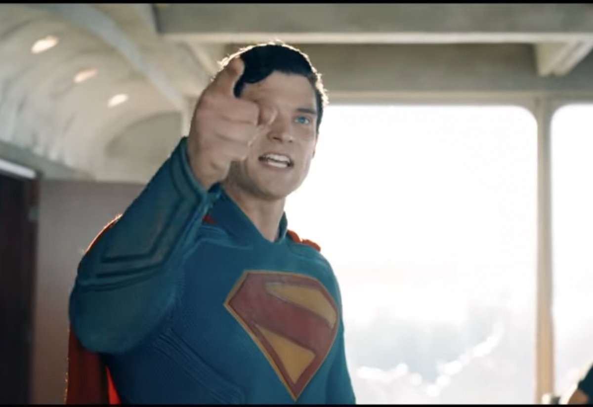 soy tan humano como cualquiera! hago la mia, y tambien cajeteo piola. despierto todas las mañanas y aunque no sepa que hacer me corto solo y trato de tomar las mejores decisiones que puedo! ando re en esa muchas veces.pero de eso se trata curtir mambo, y esa es mi mayor fortaleza