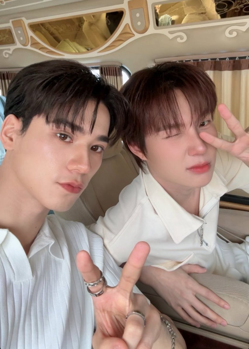 แอคล้านฟอลอวดหวานใจอยุ่อย่างนั้นจิง ๆ