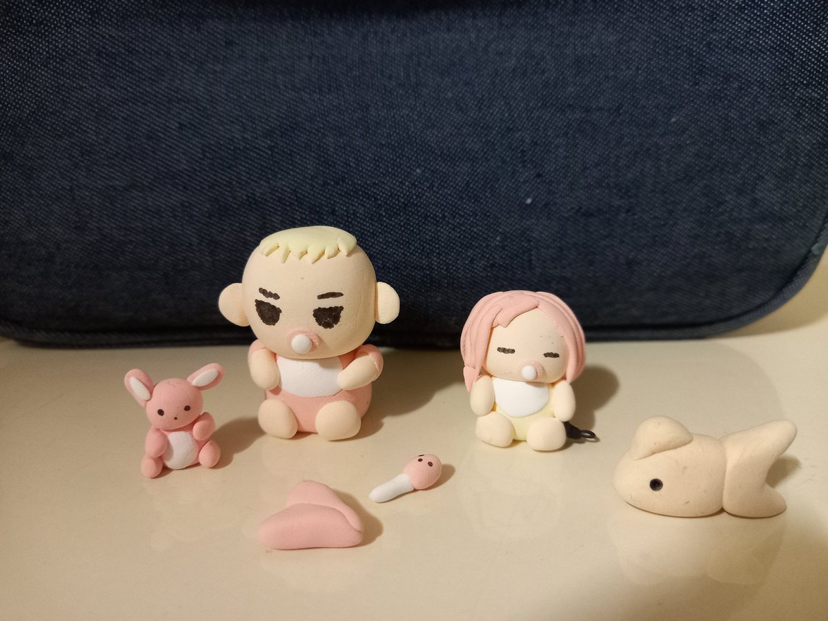 갤러리 보는데 클레이로 무쵸랑 산즈 만든거 있어