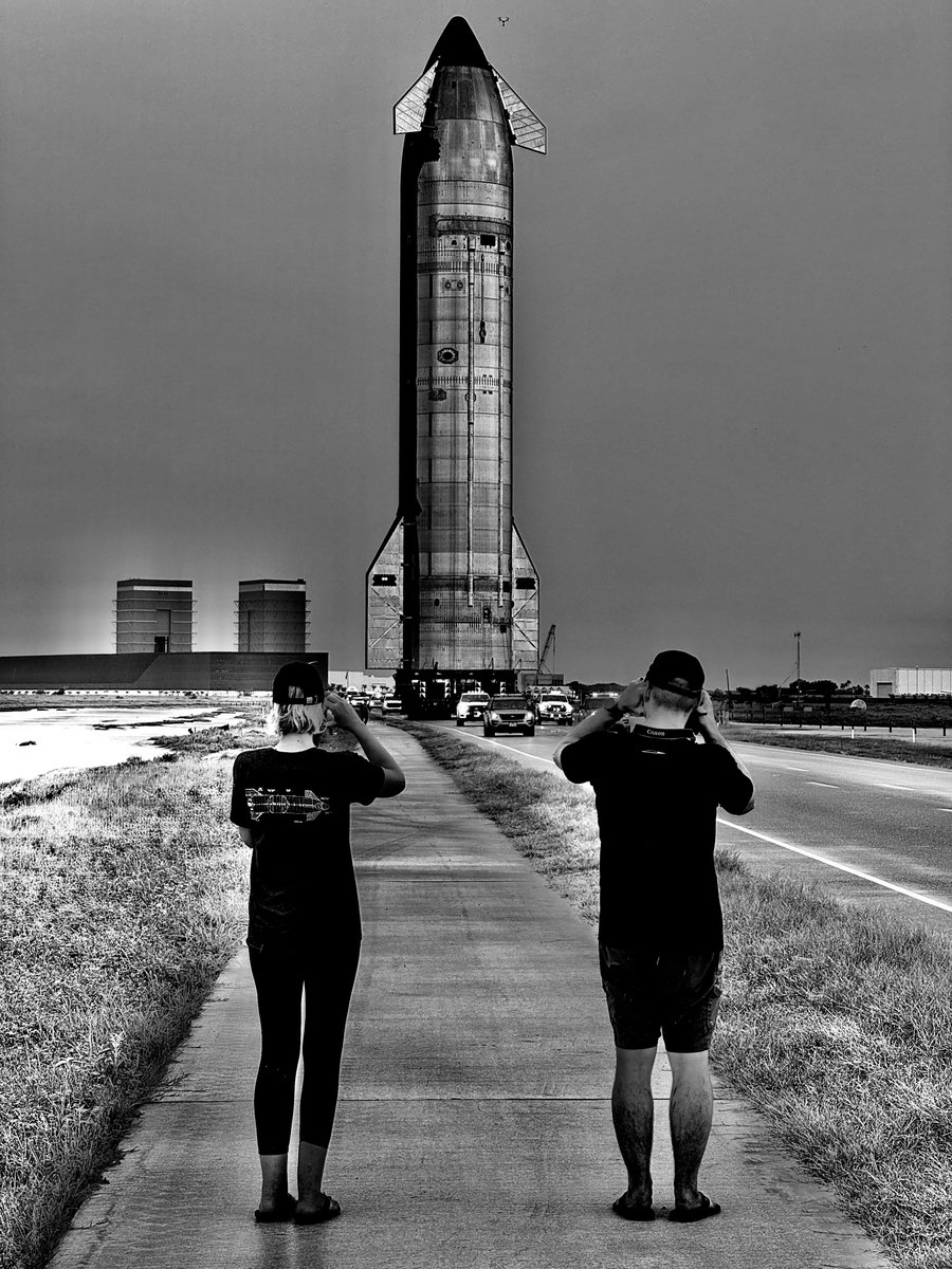 Josh โPappyโ Hazel (@jehazel75) on Twitter photo Thanks to <a href="/MrMoonBound/">MrMoonBound ๐๐</a> and <a href="/winespringcafe/">winespring ๐โจ</a> for the cool black and white capture of <a href="/chattybird0306/">Amanda Hazel</a> and me snagging some photos of <a href="/SpaceX/">SpaceX</a> Starship 37 rolling out to the launch pad for Flight 10. Thanks to <a href="/MrMoonBound/">MrMoonBound ๐๐</a> and <a href="/winespringcafe/">winespring ๐โจ</a> for the cool black and white capture of <a href="/chattybird0306/">Amanda Hazel</a> and me snagging some photos of <a href="/SpaceX/">SpaceX</a> Starship 37 rolling out to the launch pad for Flight 10.