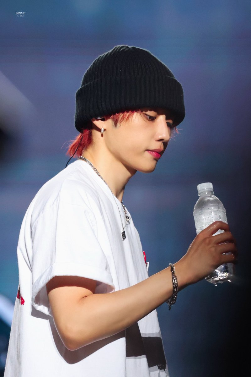 2500824
물만 보고 있어도 왤케 귀여운 거야??🥹

#선우 #SUNWOO #ソヌ
#더보이즈 #THEBOYZ #ドボイズ