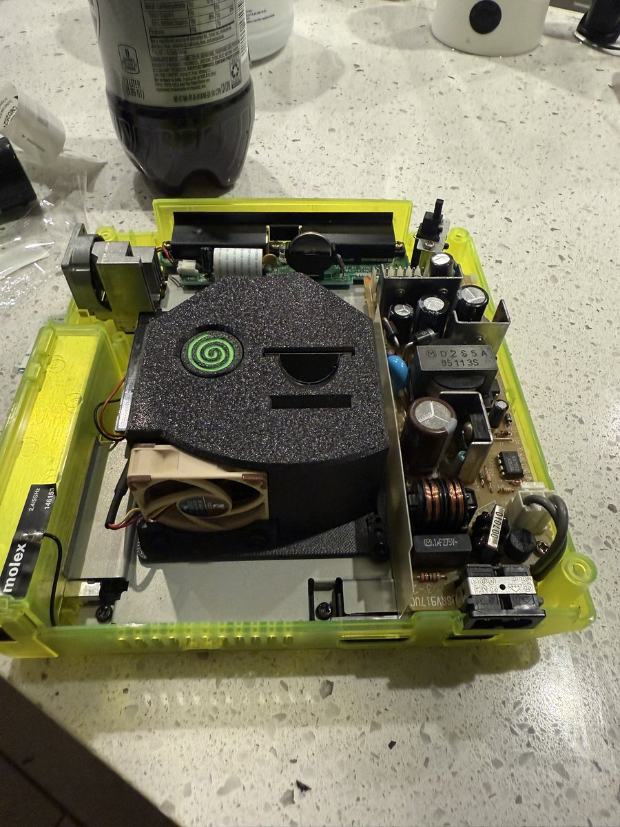 HardAzRockz tweet media