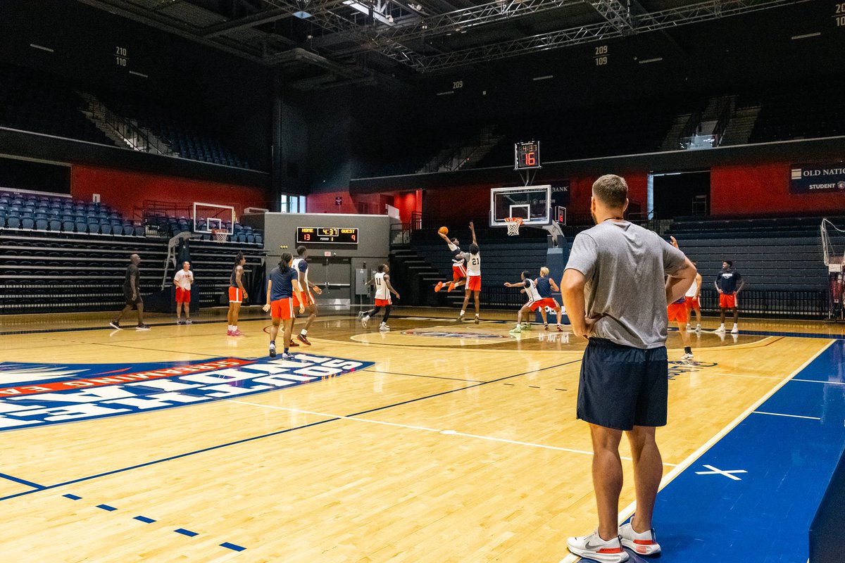 Year 14… LOADING ⏳
Grateful for every lesson, every player, every moment. Let’s make this the best one yet! #FLYWITHUS