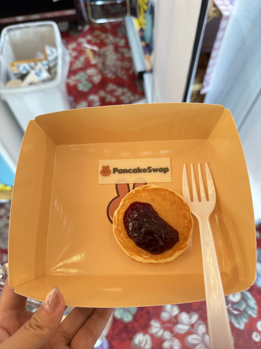 Headchef_pcs's tweet image. 会场不管饭,pancakeswap 管!
no food provided at the conference, come to @PancakeSwap for yummy Pancake!