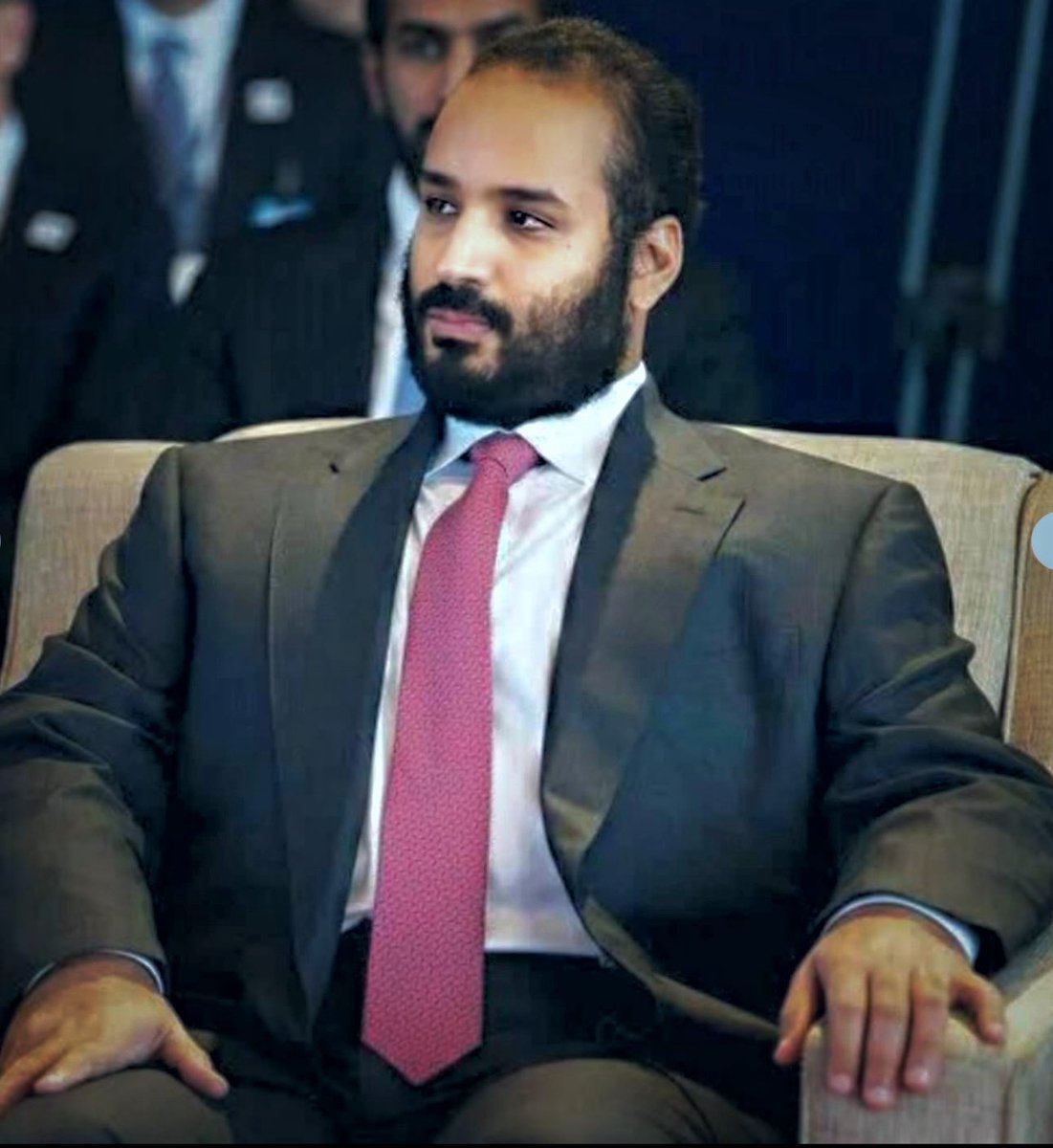 اللهم يا معين العظماء، ويا رافع الدرجات، نسألك أن تحفظ ولي عهدنا الأمين صاحب السمو الملكي الأمير #محمد_بن_سلمان، وأن تسدد خطاه، وتبارك في عمره وعمله، وتجعل كل ما يقوم به رفعةً للوطن وخيرًا للأمة.

اللهم أيده بحكمتك، وأنر بصيرته بنورك، وهيئ له من أمره رشدًا، ووفقه في قيادته