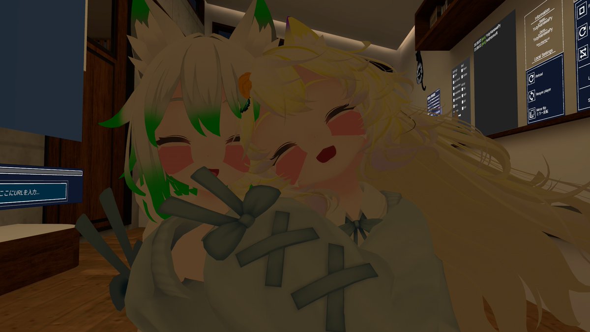 Buenas noches uwu duerman bien, descansen y cuidense mucho
aqui les dejo una foto con mi bonito que me cuida, me apoya, el cual yo quiero mucho jsjs y que es mío sisisisi uwu mi vainilla con la letra Y💚💛
Recuerden q siempre habrá una Luz en la oscuridad...
ahí está la mía☀️💫🌕