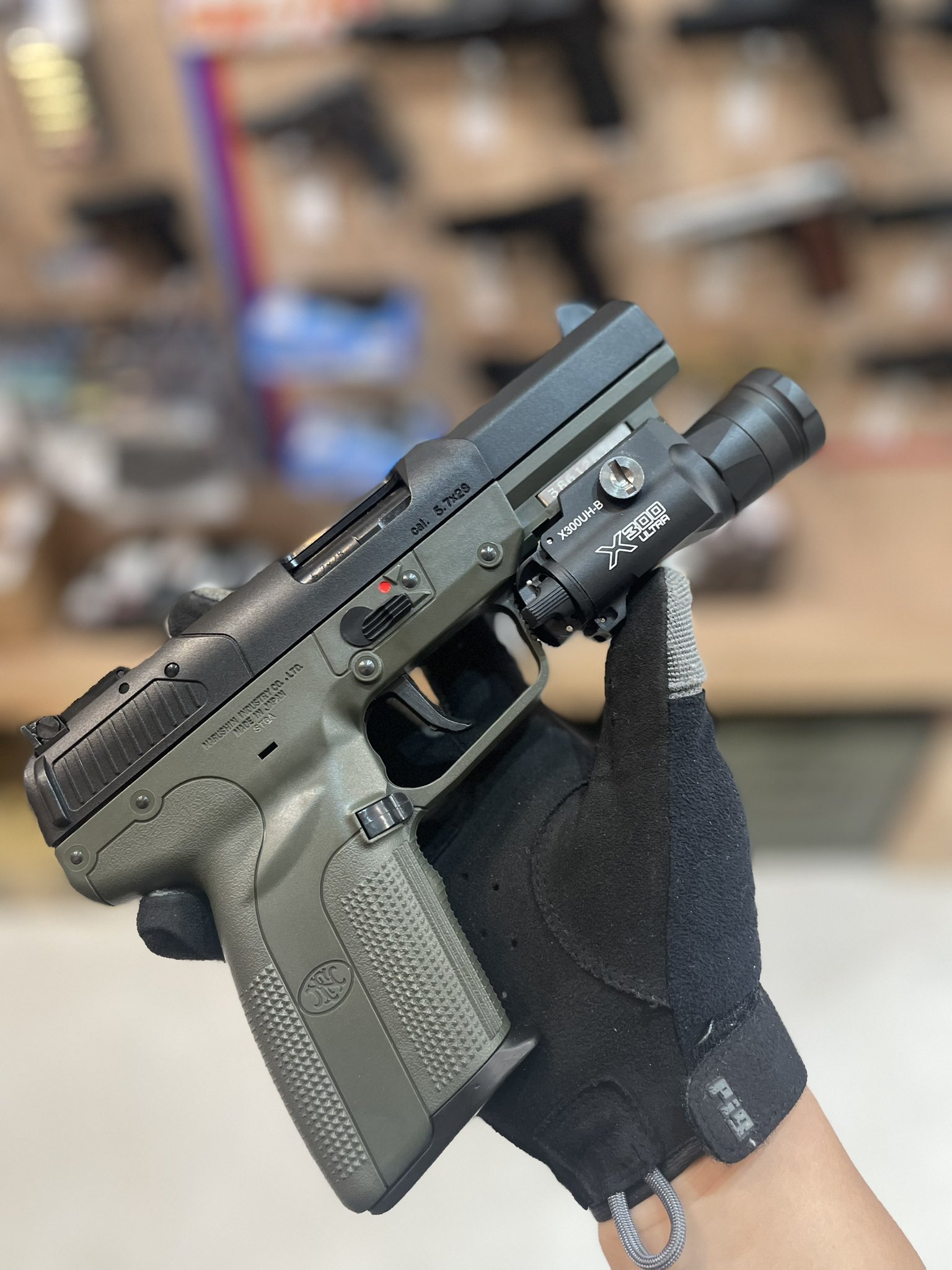 FN57マルシン　co2 x300レプリカ 🔫✨SFBC 日本橋本店✨🔫 on X: 