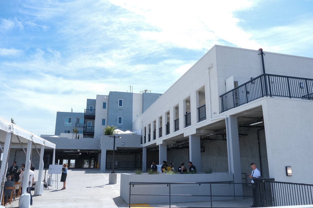 Los Angeles Housing Department tweet media