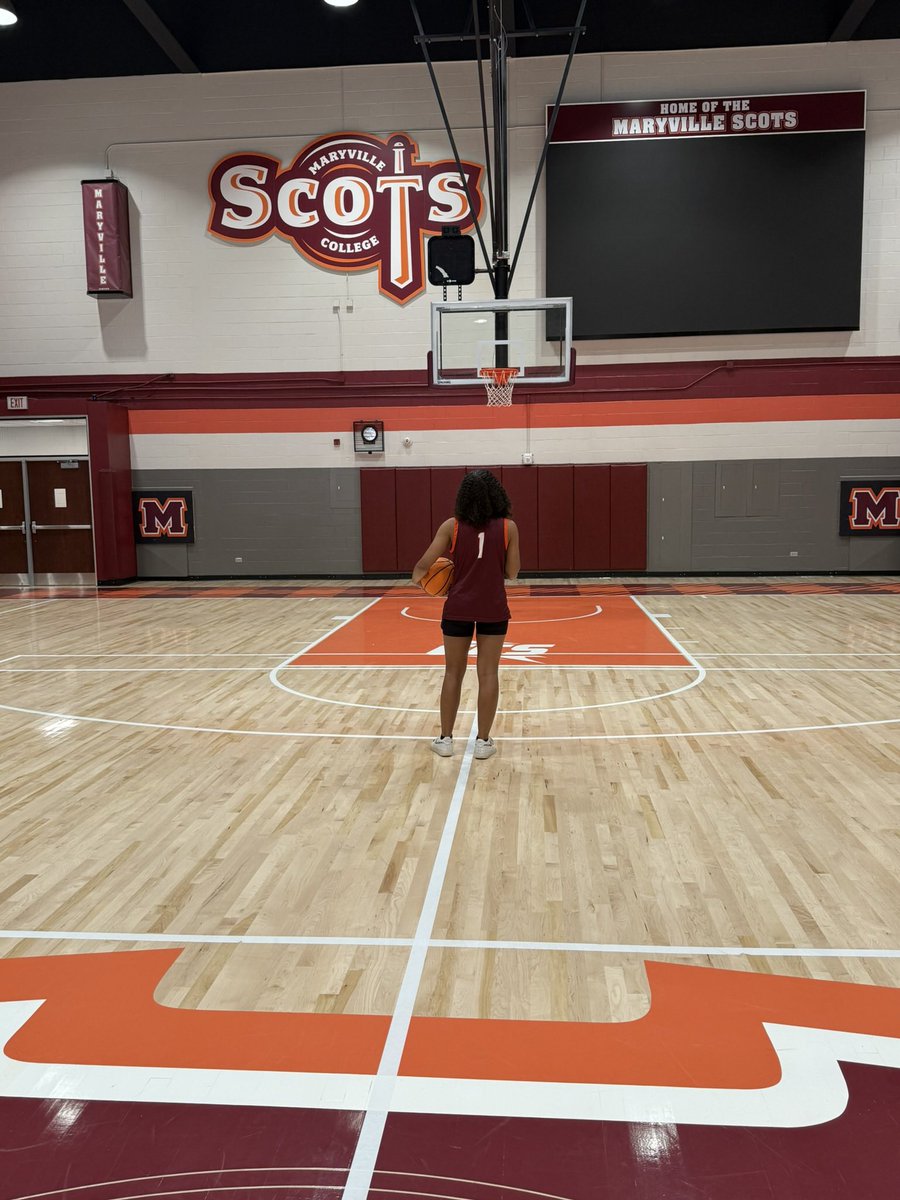 Kara79521107's tweet photo. Thank you coaches and admissions for a great visit today! Grateful for getting an opportunity to play for @MCScotsWbb https://t.co/h72gQ6Am9W