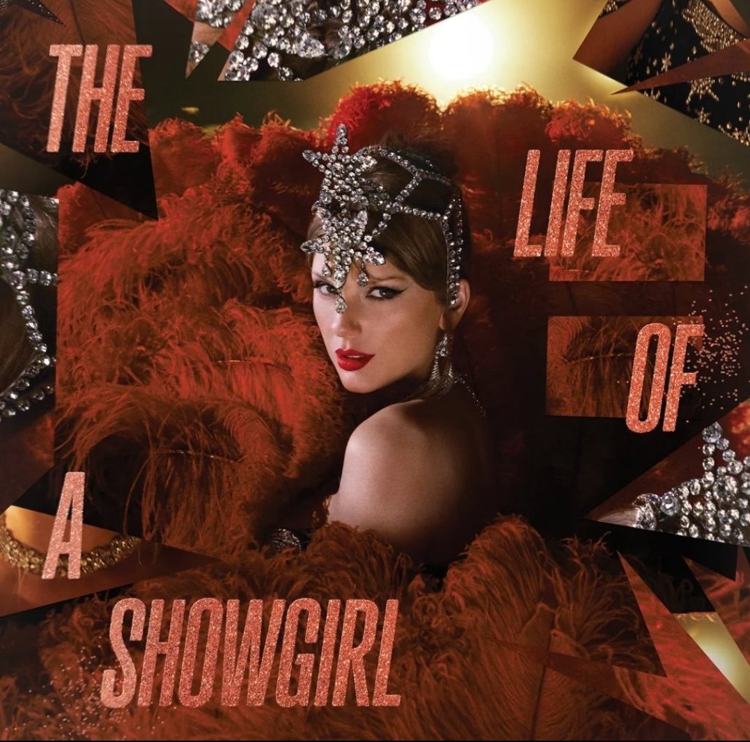 ELA VEM MUITO AÍ! Taylor Swift disponibilizou duas novas capas do "The Life of a Showgirl", seu novo álbum.