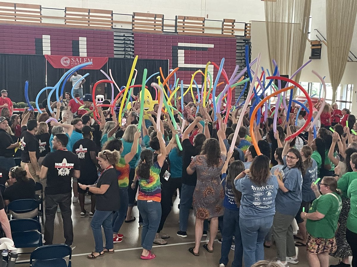 Never have I ever been part of a convocation QUITE. LIKE. THIS! Here’s to an incredible year <a href="/SalemSchoolsk12/">Salem Public Schools</a>