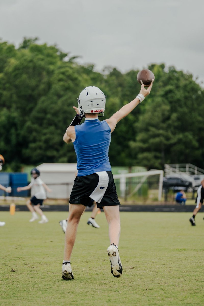 Harper Doyle (@harper_doyle24) on Twitter photo Week 1 vs. Seneca‼️ Let’s ride‼️🤟🏼
<a href="/wearewoodmontfb/">Woodmont Football</a> <a href="/tylerkirby112/">Tyler Kirby</a> <a href="/Coach_Boyd77/">Malcolm Boyd</a> <a href="/coach_jeffcoat/">Jonathan Jeffcoat</a> <a href="/WeAreWoodmont/">We Are Woodmont</a> <a href="/PrepRedzoneSC/">Prep Redzone South Carolina</a> <a href="/QBHitList/">QBHitList.com</a> Week 1 vs. Seneca‼️ Let’s ride‼️🤟🏼
<a href="/wearewoodmontfb/">Woodmont Football</a> <a href="/tylerkirby112/">Tyler Kirby</a> <a href="/Coach_Boyd77/">Malcolm Boyd</a> <a href="/coach_jeffcoat/">Jonathan Jeffcoat</a> <a href="/WeAreWoodmont/">We Are Woodmont</a> <a href="/PrepRedzoneSC/">Prep Redzone South Carolina</a> <a href="/QBHitList/">QBHitList.com</a>
