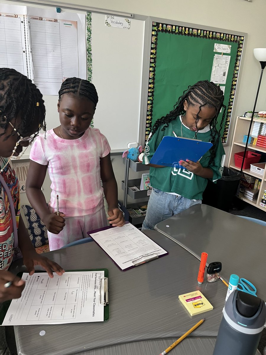 MrsStefanik's tweet image. ✨ First day fun! “The Cactus Crew” kicked off the year with a Classmate Scavenger Hunt 📝👀 A great way to learn more about each other and start building our classroom community. 💡💛 #FirstDayOfSchool #BuildingCommunity @RossvilleElem