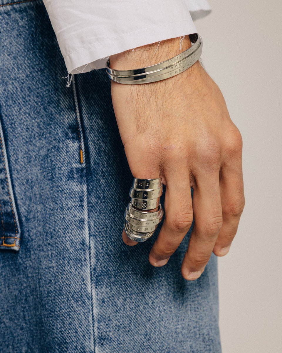 The 'Minimal' jewellery collection from MM6 is the perfect compliment to any outfit, as well as being a great introduction to the Margiela fashion house. 

Shop the collection in store and online. 

#uptherestore #mm6