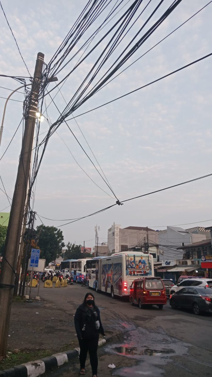 Transportasi Jakarta tweet media