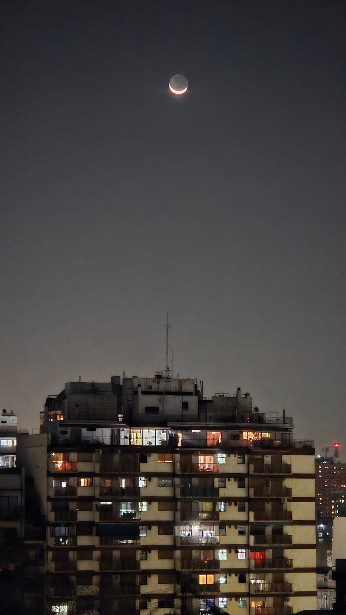 Linda noche.
