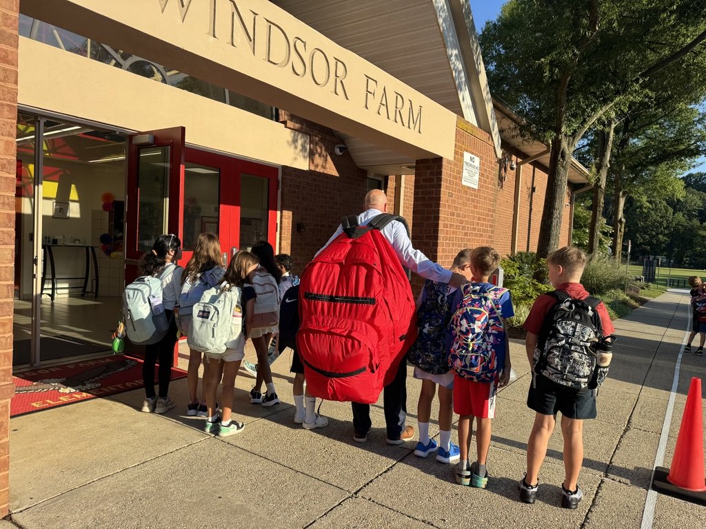 🦅 First Day at Windsor Farm! 🦅 Welcome back, Eagles! The halls are buzzing, the backpacks are packed, and the smiles are shining brighter than ever. Today marks the beginning of a brand new adventure—and we couldn’t be more excited to soar into the 25–26 school year together!
