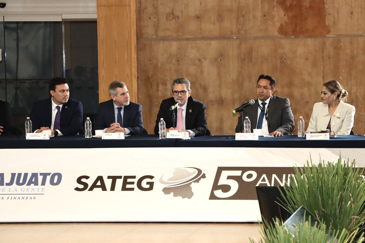 En el marco de la reunión de Síndicos del Contribuyente del <a href="/SATMX/">SATMX</a>, el @sategto compartió los logros de 5 años. 
Hemos transformado la recaudación, modernizamos procesos y aumentamos los ingresos de Guanajuato, invirtiendo cada recurso en beneficio de nuestra gente.