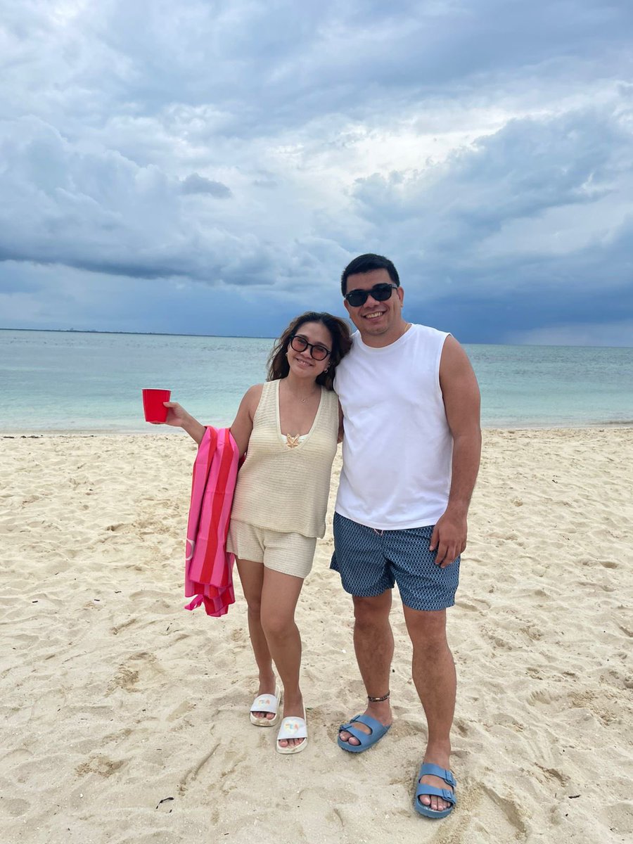 brandonbriones's tweet photo. also featuring the influencers na mga bida2..LOLS @luckycupcake https://t.co/9t8ZpAa0UO