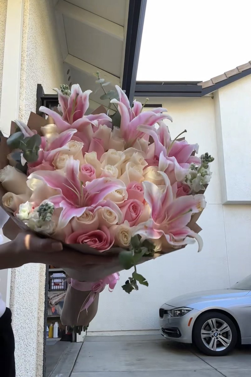 Pretty flowers bouquet