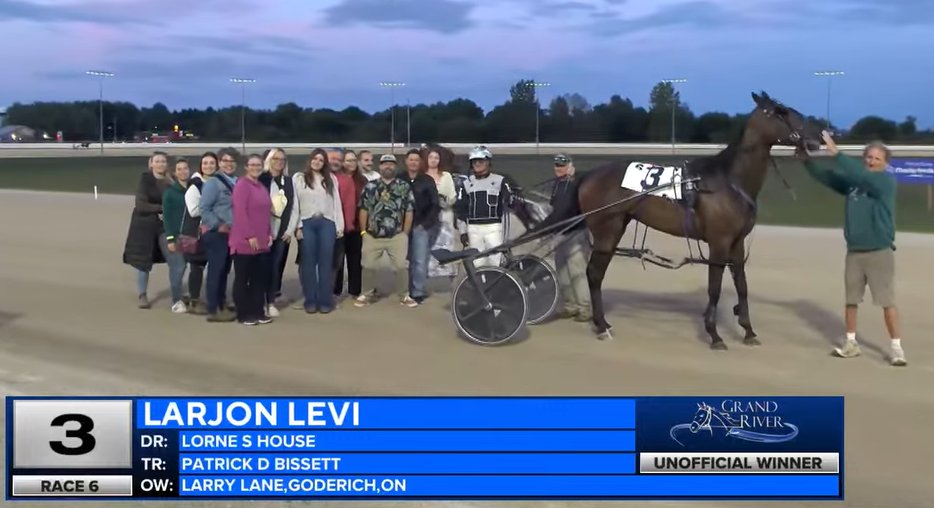 LARJON LEVI jogs in heat 2 of the Pop Up Series for Lorne House, Pat Bisset and Larry Lane...