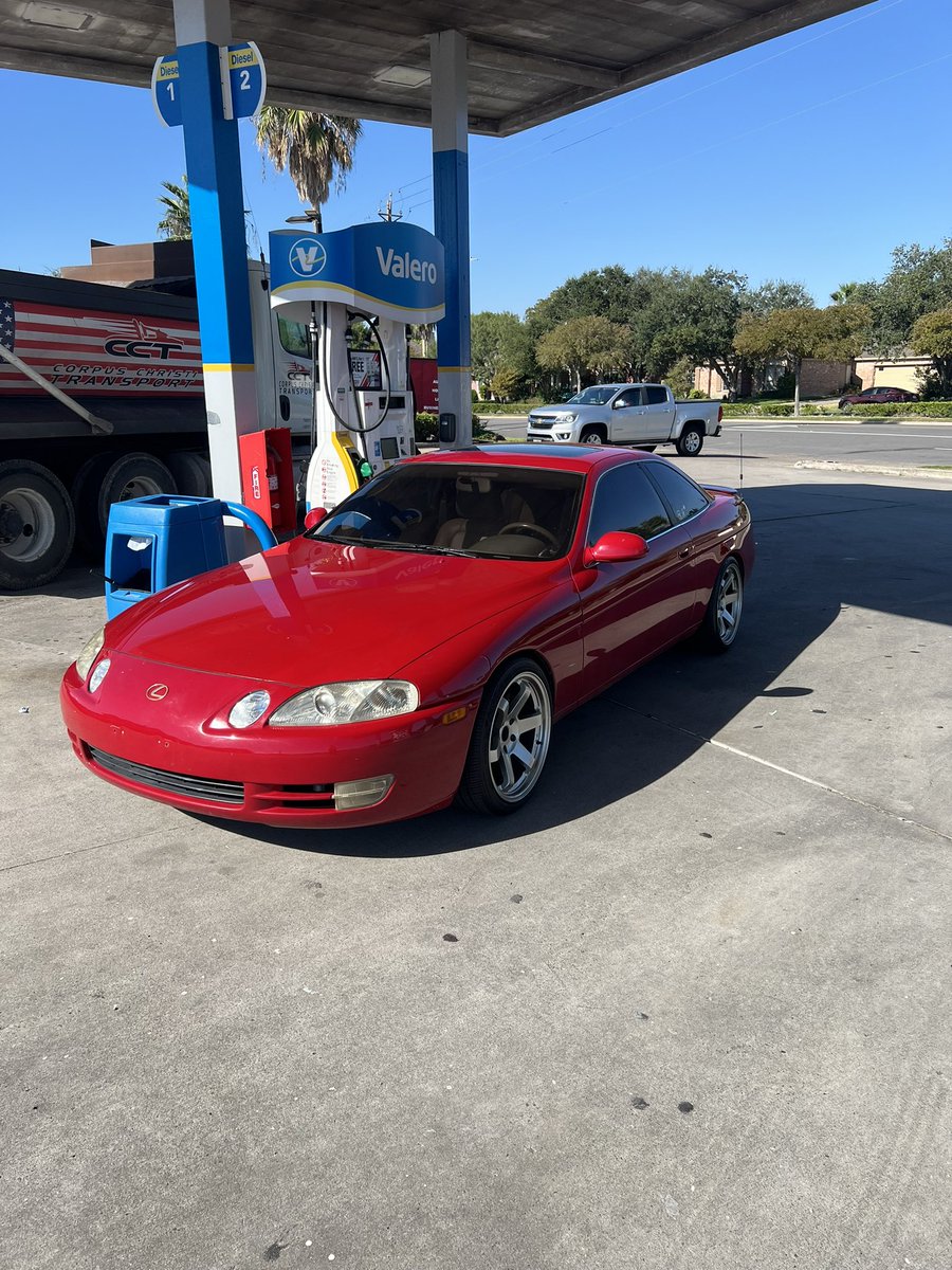 i need to take new pics of her...