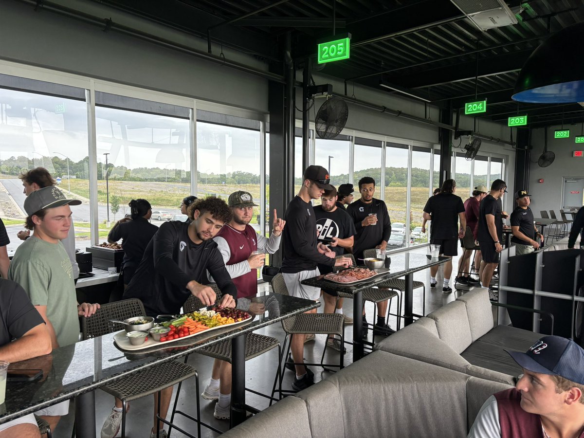 Little Rock Trojan Baseball (@littlerockbsb) on Twitter photo Thank you to @topgolf Little Rock for having us out for a great team bonding experience tonight 🔥 Thank you to @topgolf Little Rock for having us out for a great team bonding experience tonight 🔥