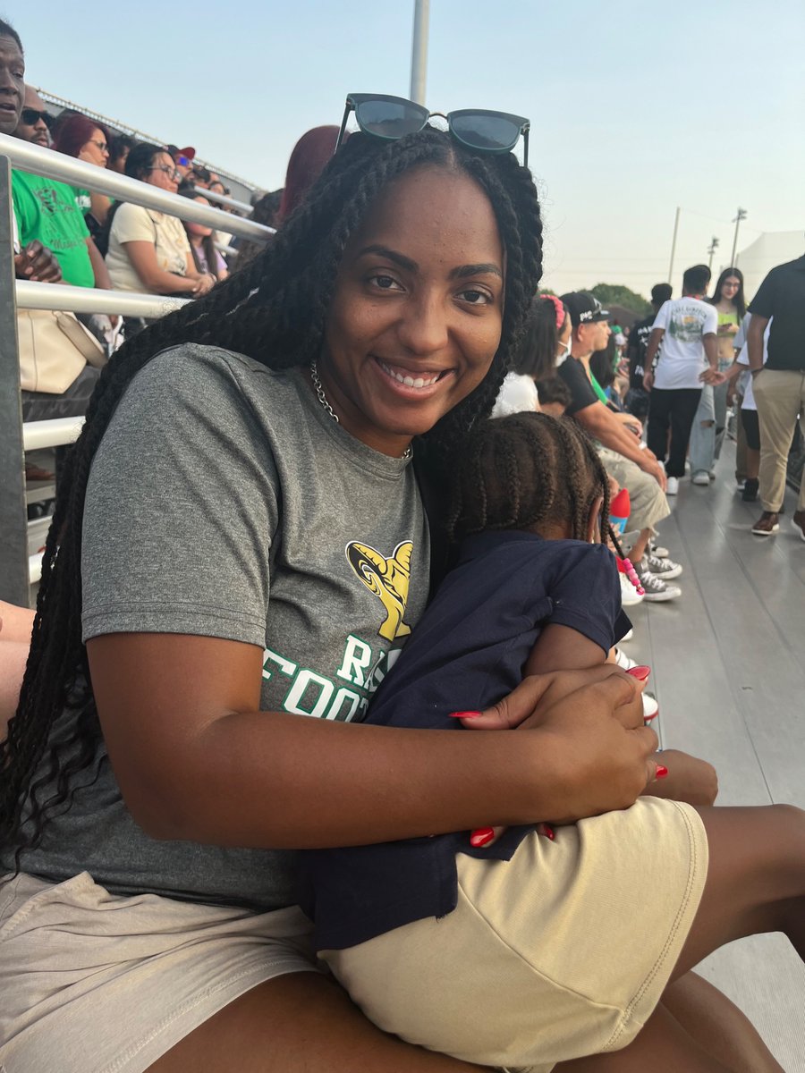 Town pep rally. She didn’t want to be in my pic 🤣