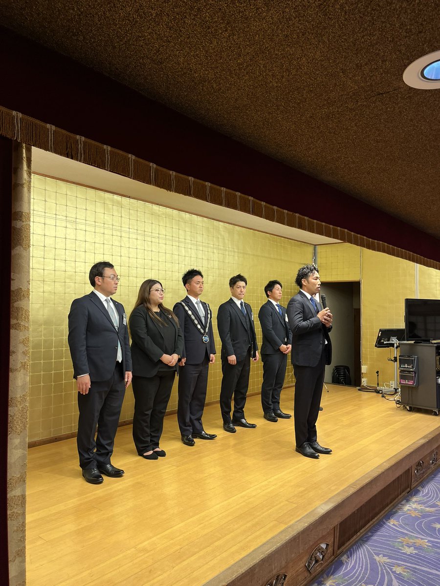 daitojc's tweet photo. 2025年8月22日「大東青年会議所 8月臨時総会および懇親会」を開催！今回の臨時総会では会計補正予算案が決議事項として上程されました。決議には多くのメンバーが参加し無事に承認されました。懇親会では現役メンバーとシニアクラブの先輩の皆様と交流させていただける貴重な機会となりました！ https://t.co/N17Yw1HQV8