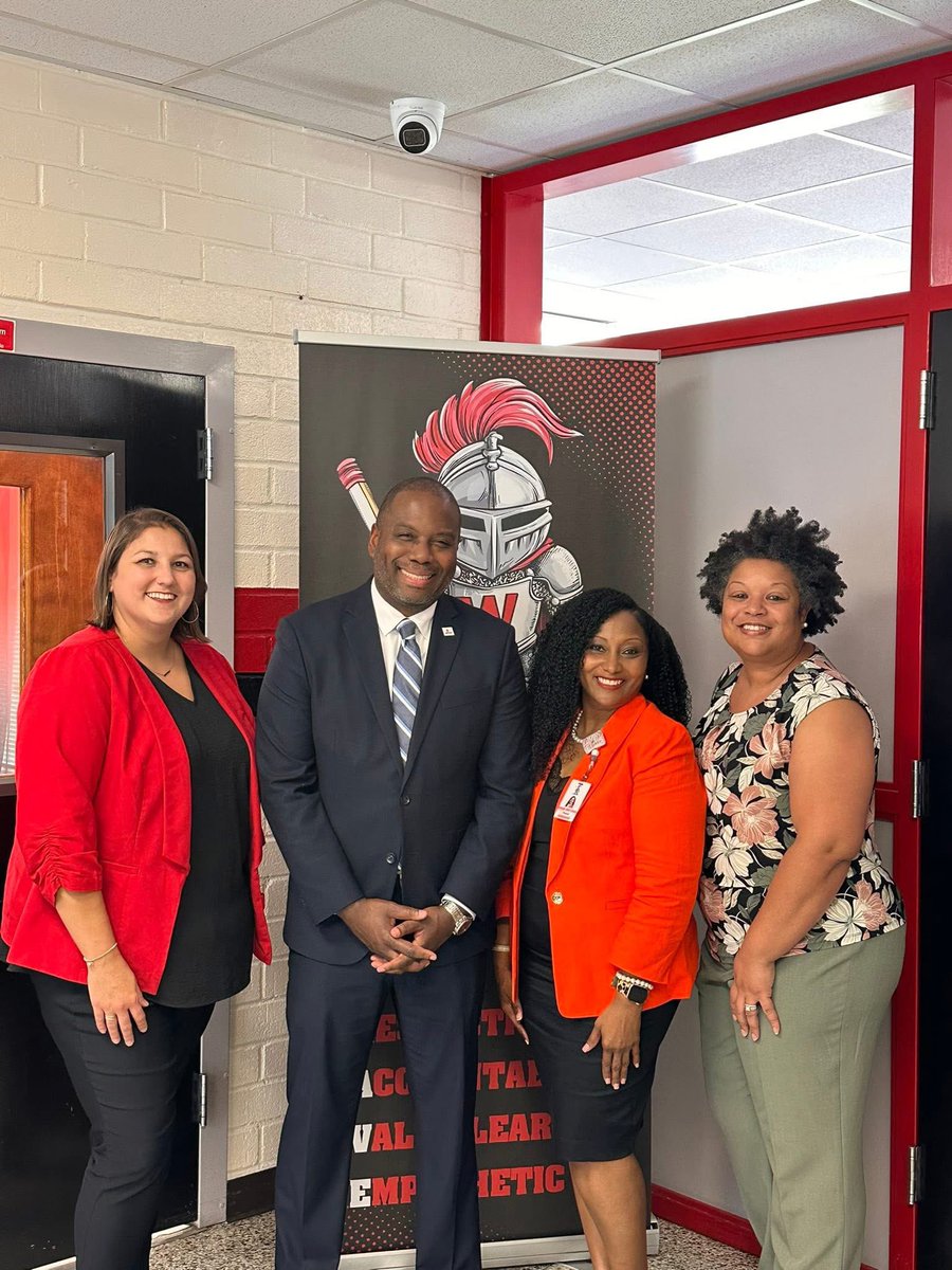 Warrenwood Elementary School tweet media