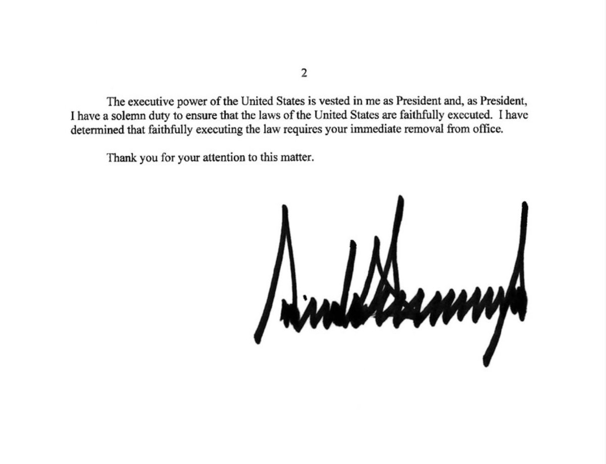 charliekirk11's tweet photo. 🚨BREAKING: President Trump has FIRED Federal Reserve Governor Lisa Cook after she was referred to the DOJ for mortgage fraud by Bill Pulte, Director of the Federal Housing Finance Agency. 

Cook was appointed by Joe Biden in 2022.

How many government officials are committing mortgage fraud?