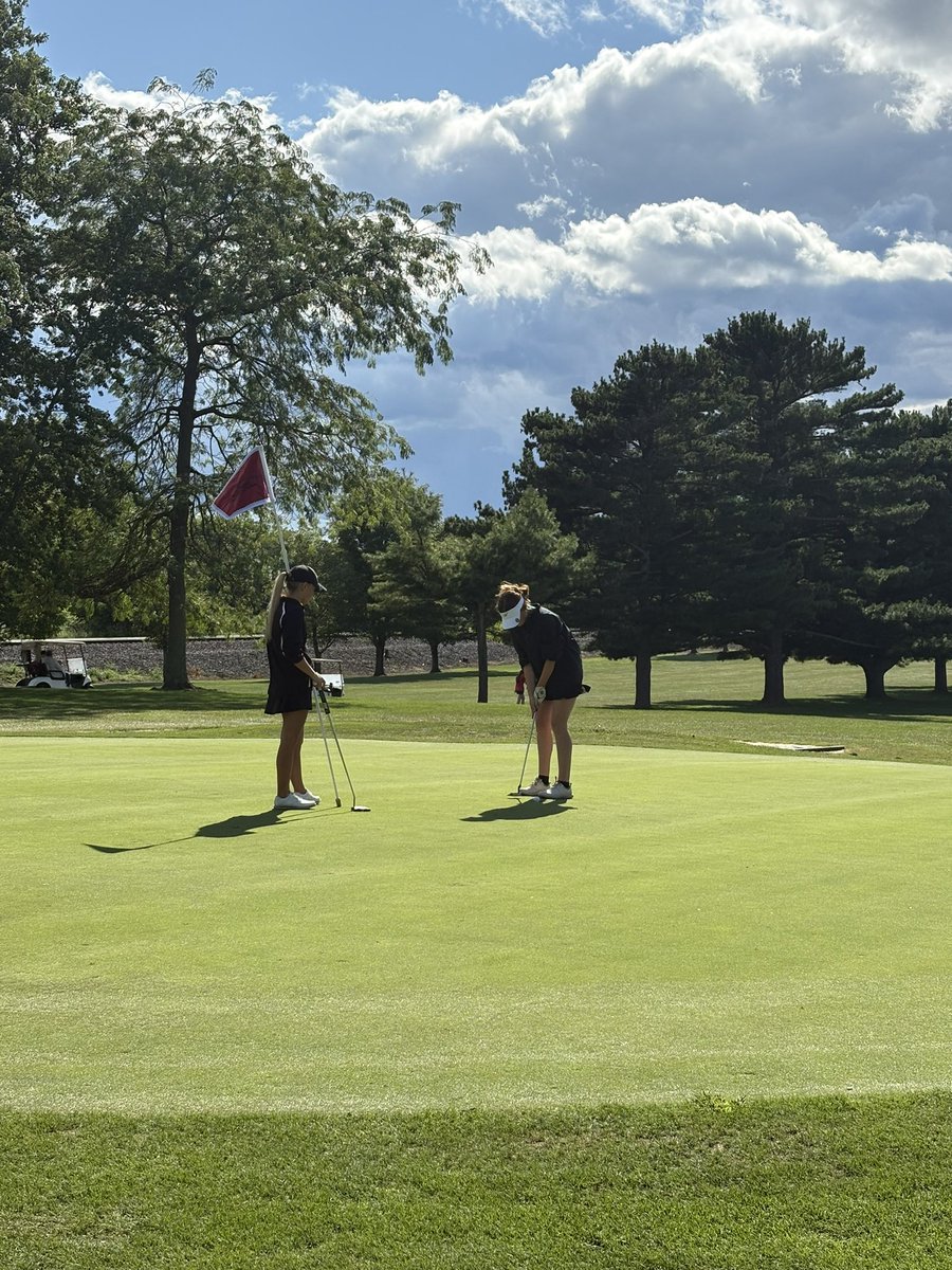 Oak Harbor LadyRocketGOLF tweet media