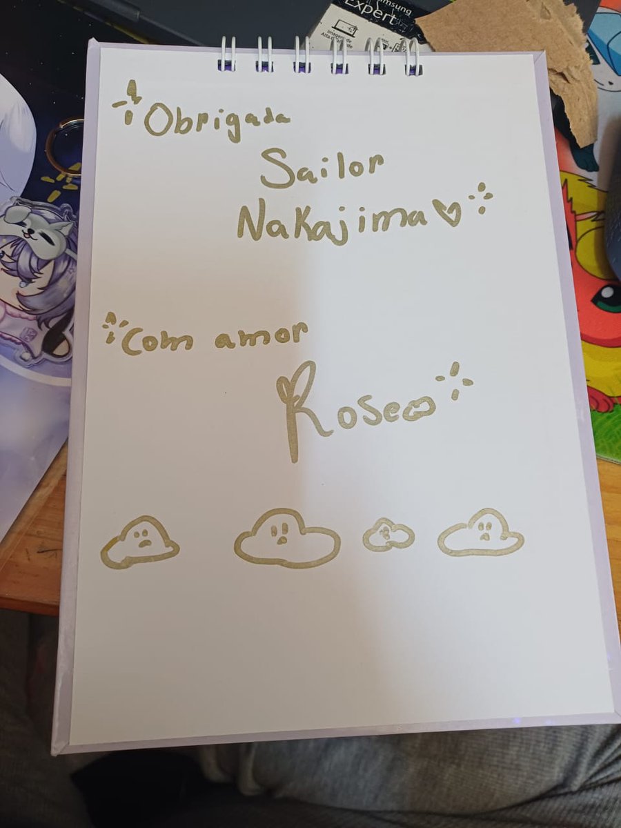 SailorNakajima's tweet photo. Olha que coisinha mais fofa!!
Minha amiga nuvemzinha veio fazer uma visita e deixou um pouco dela aqui nessa caixa com coisas lindas, maravilhosas e xerosas
Produtos de alta qualidade viu, podem comprar sem medo a qualidade é Garantida!!
@RosetteAngel_ #Cloudmail https://t.co/KuEpyqKkUs