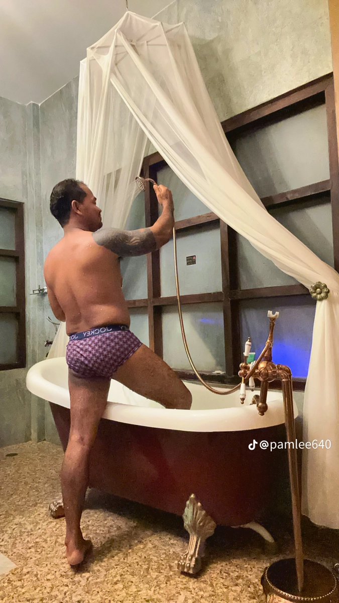 រិត បុិម tweet media