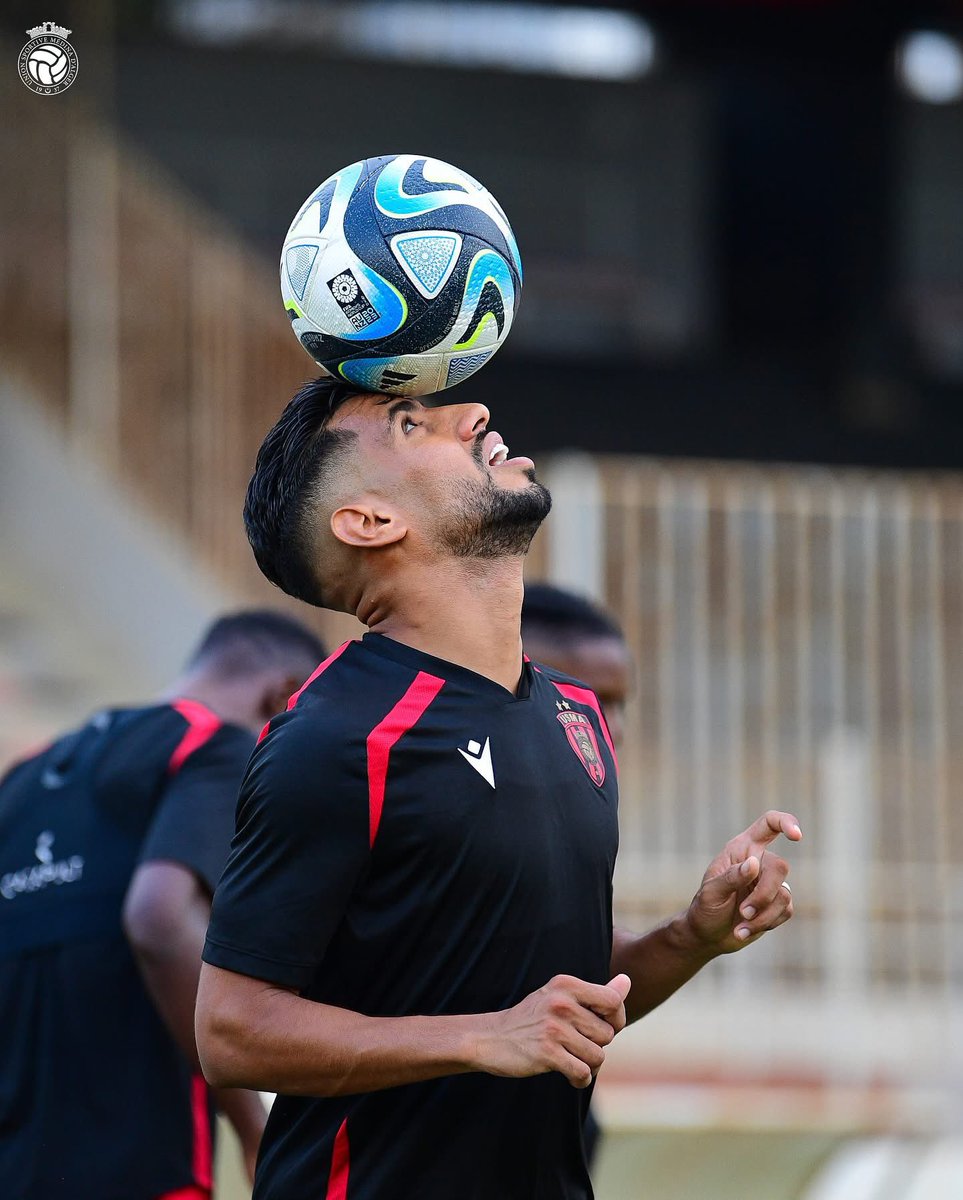 USMAofficiel's tweet image. Focus &amp;amp; Preparation 🆙

#Allezlesrouges 🔴⚫️
